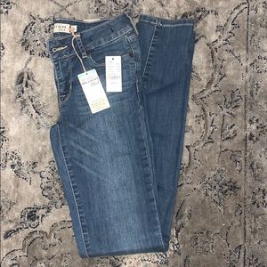 Bullhead skinny jeans